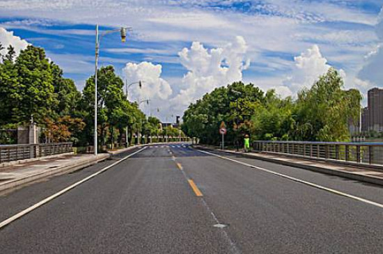 柏油路和沥青路的区别-最新柏油路和沥青路的区别整理解答